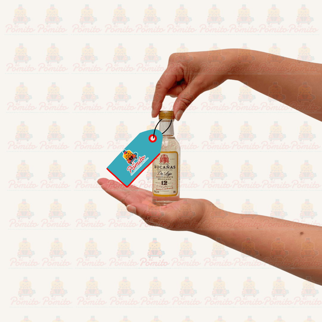 Mini Aguardiente Mexicano Bucañas de Lujo 12 años 50ml