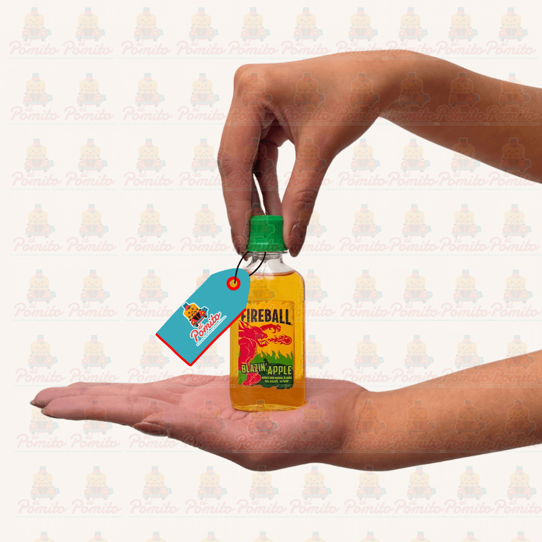 Mini Whisky Fireball Blazin Apple 50ml – El Pomito